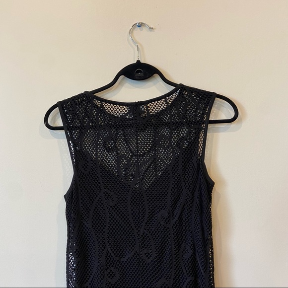 Black Donna Dress - Picture 8 of 9